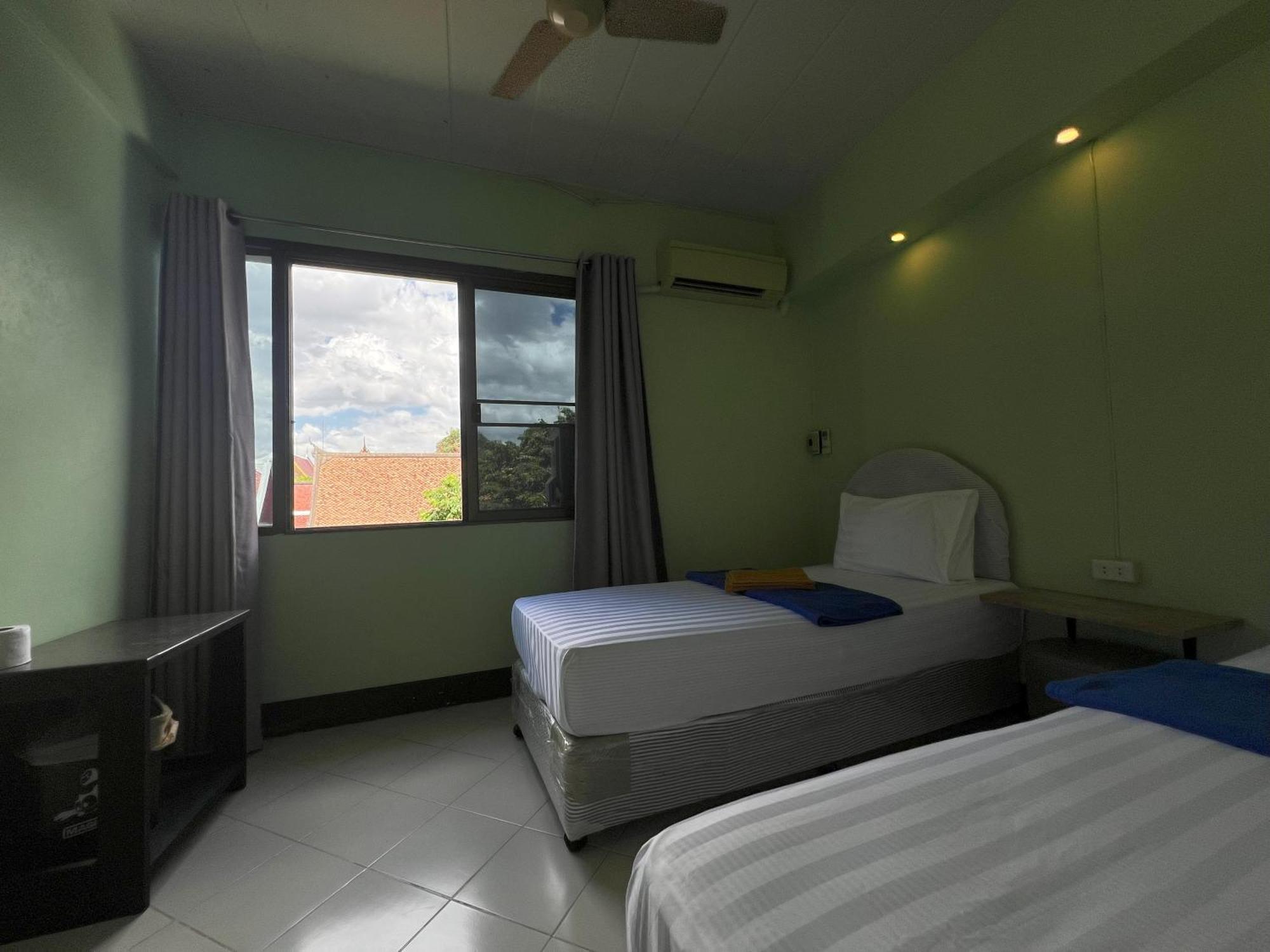 Hotel Bella Bella House Bangkok Esterno foto